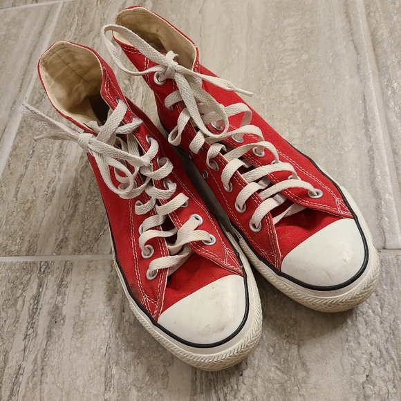 red converse womens size 9